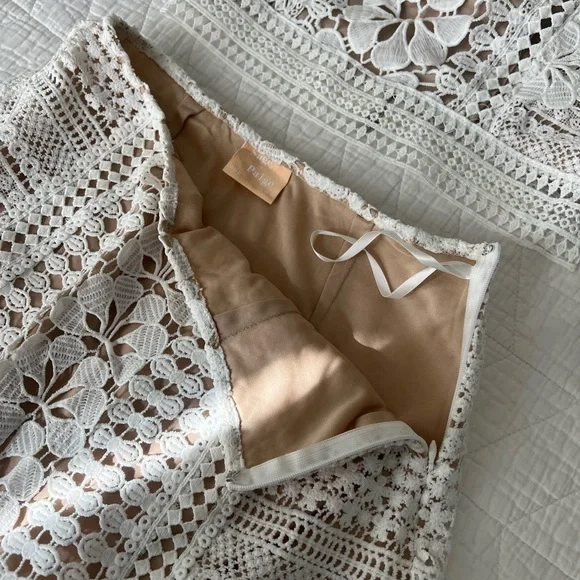 White Ruffle White Lace Skirt Set - Picture 2 of 6